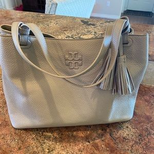 💯Authentic Brand New Tory Burch Bag!